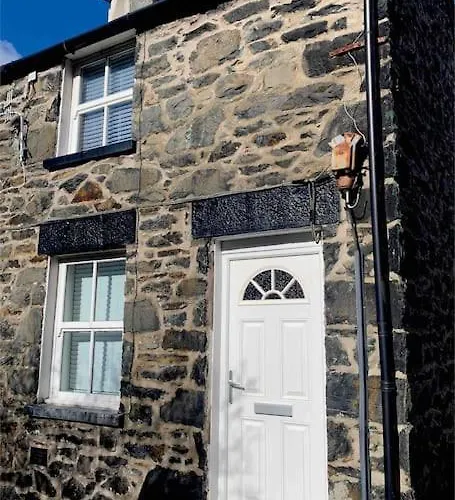 Cosy Cottage, Nr Betws Y Coed.